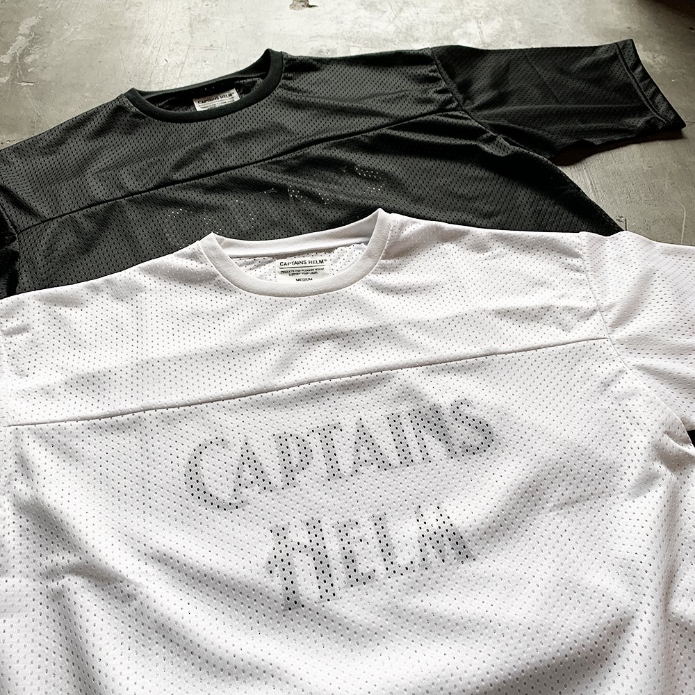 CAPTAINS HELM DOUBLE MESH FOOTBALL TEE - Tシャツ/カットソー(半袖