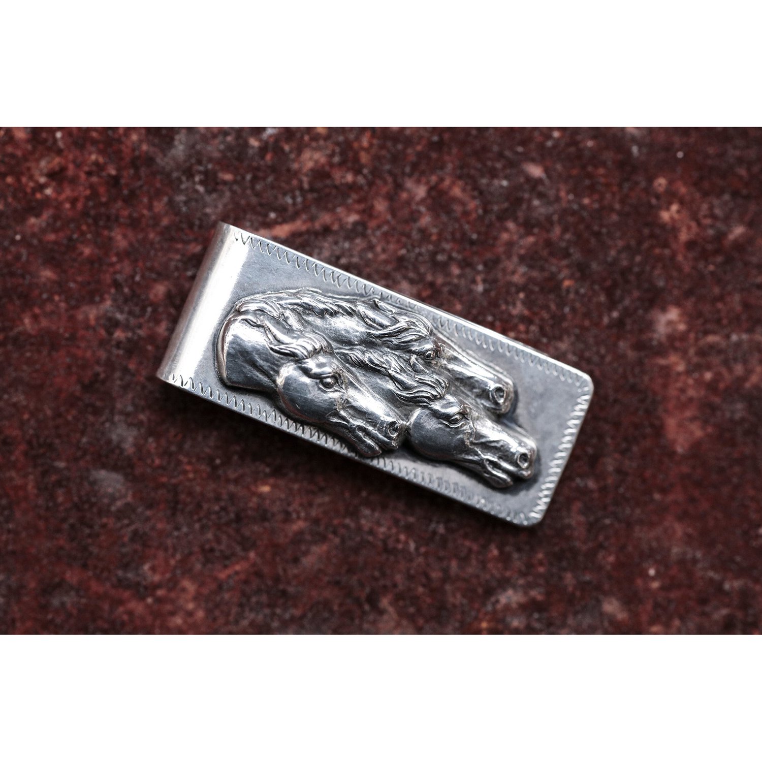 PEANUTS & Co.　#horse money clip silver