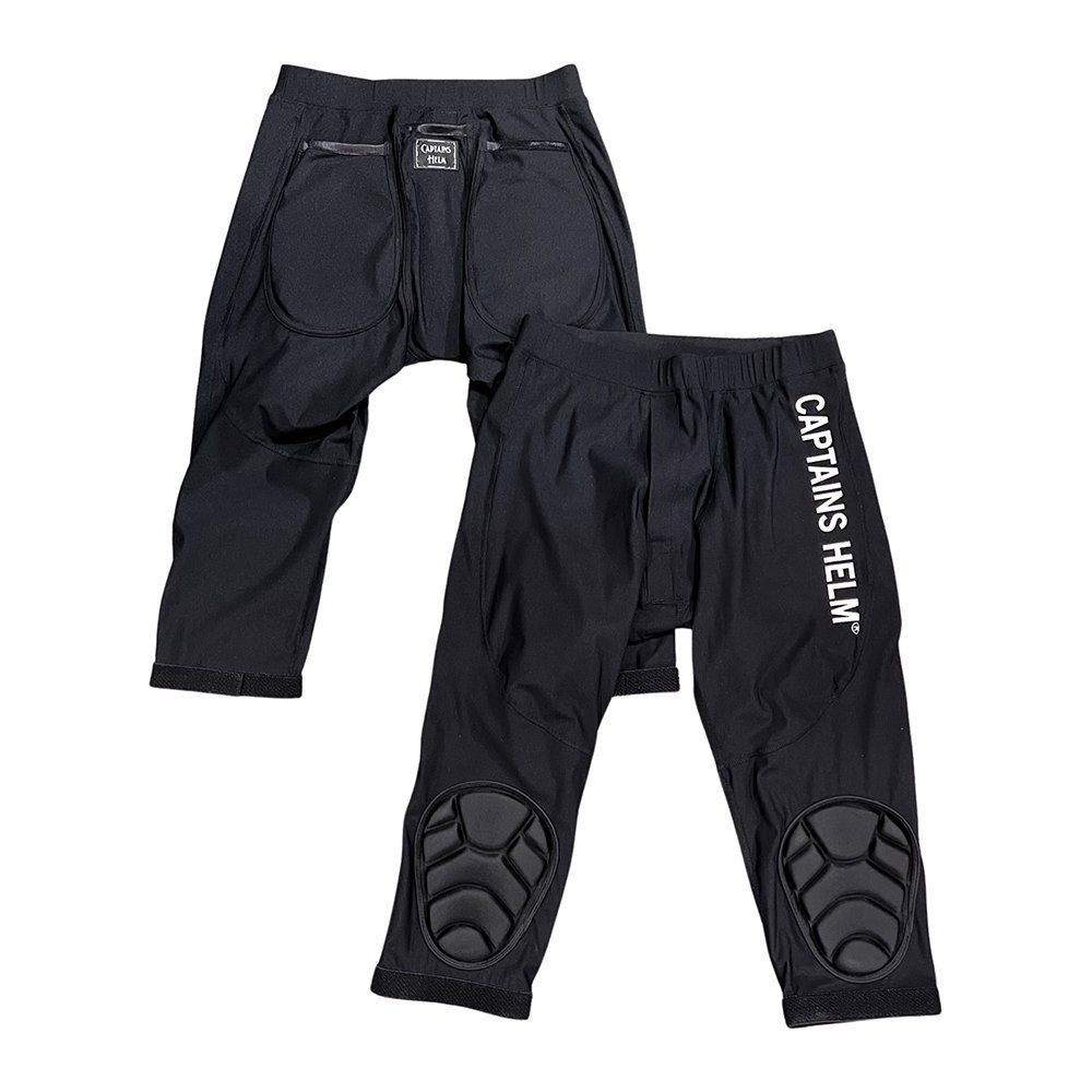 O-M × CAPTAINS HELM #SFS PROTECTION SHORTS - CAPTAINS HELM WEB STORE