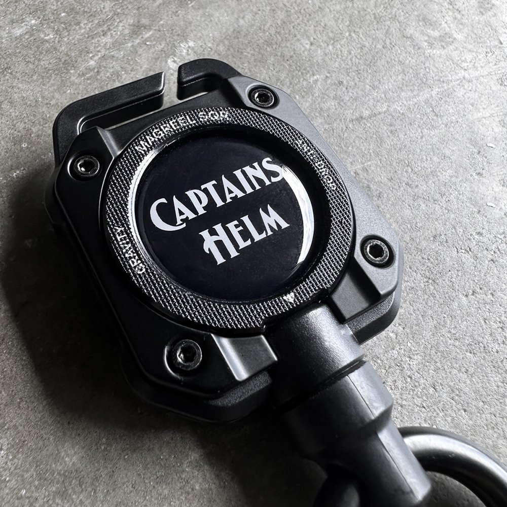 Villagedoor x CAPTAINS HELM #MAG REEL SQR. - CAPTAINS HELM WEB STORE