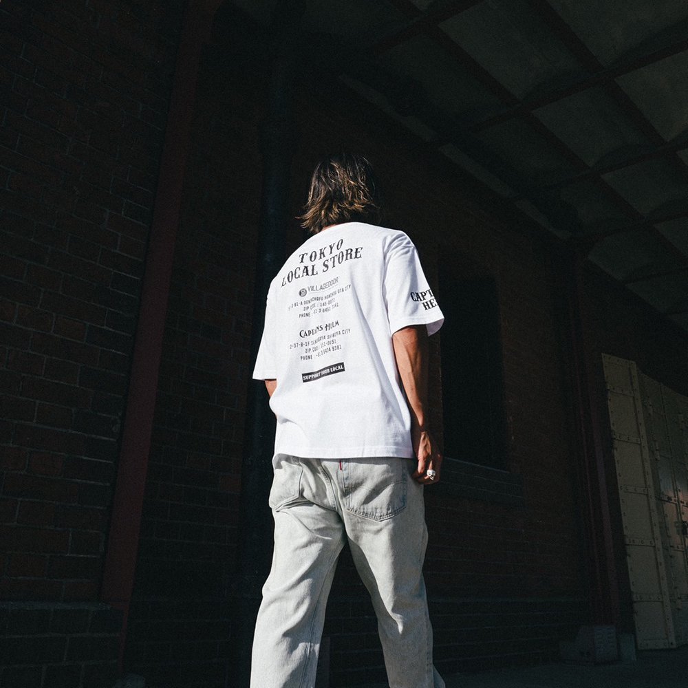 Villagedoor x CAPTAINS HELM #LOCAL STORES POCKET TEE - CAPTAINS