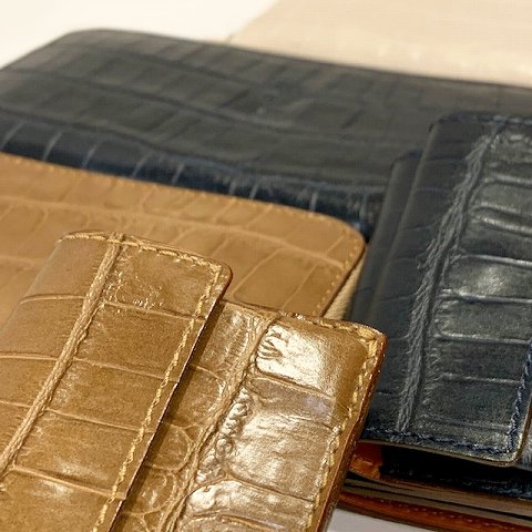 Felisi 【フェリージ】 ”Wallet” エンボスレザー・ミニウォレット 1031/SA（全11種） - IL MARE ONLINE  STORE ｜ イル・マーレ オンラインストア