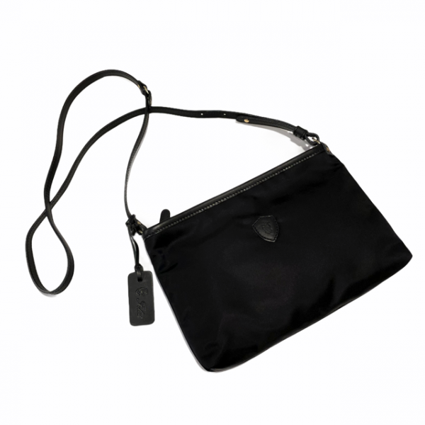 Felisi 【フェリージ】 SHOULDER BAG 15/47/1/DS ナイロン・サコッシュ （Nero/Black） - IL MARE  ONLINE STORE ｜ イル・マーレ オンラインストア