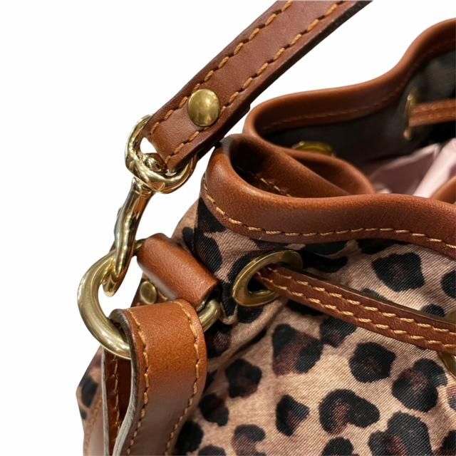 Felisi 【フェリージ】 Hand Bag with Strap ナイロン×バケッタレザー2WAY巾着型ハンドバッグ （Leopard） -  IL MARE ONLINE STORE ｜ イル・マーレ オンラインストア