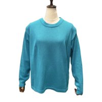 WOOL ＆ CO 【ウール・アンド・コー】 リラックスフィット・クルーネックニット（Blue）<img class='new_mark_img2' src='https://img.shop-pro.jp/img/new/icons41.gif' style='border:none;display:inline;margin:0px;padding:0px;width:auto;' />