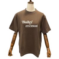 MAXOU 【マクゾゥ】 "Bailey STOCKMAN" 80’SプリントTシャツ（KAKI）