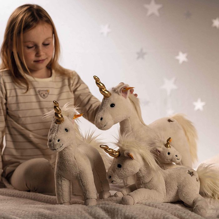 幼児用おもちゃ Steiff Starly Dangling Unicorn Plush, White