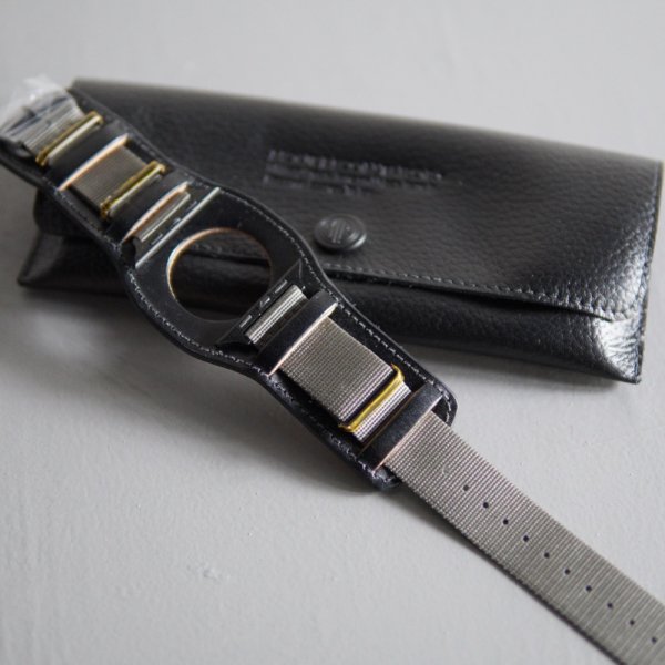 MOUT RECON TAILOR】 MOUT ''BUND'' LEATHER STRAP CUFF for