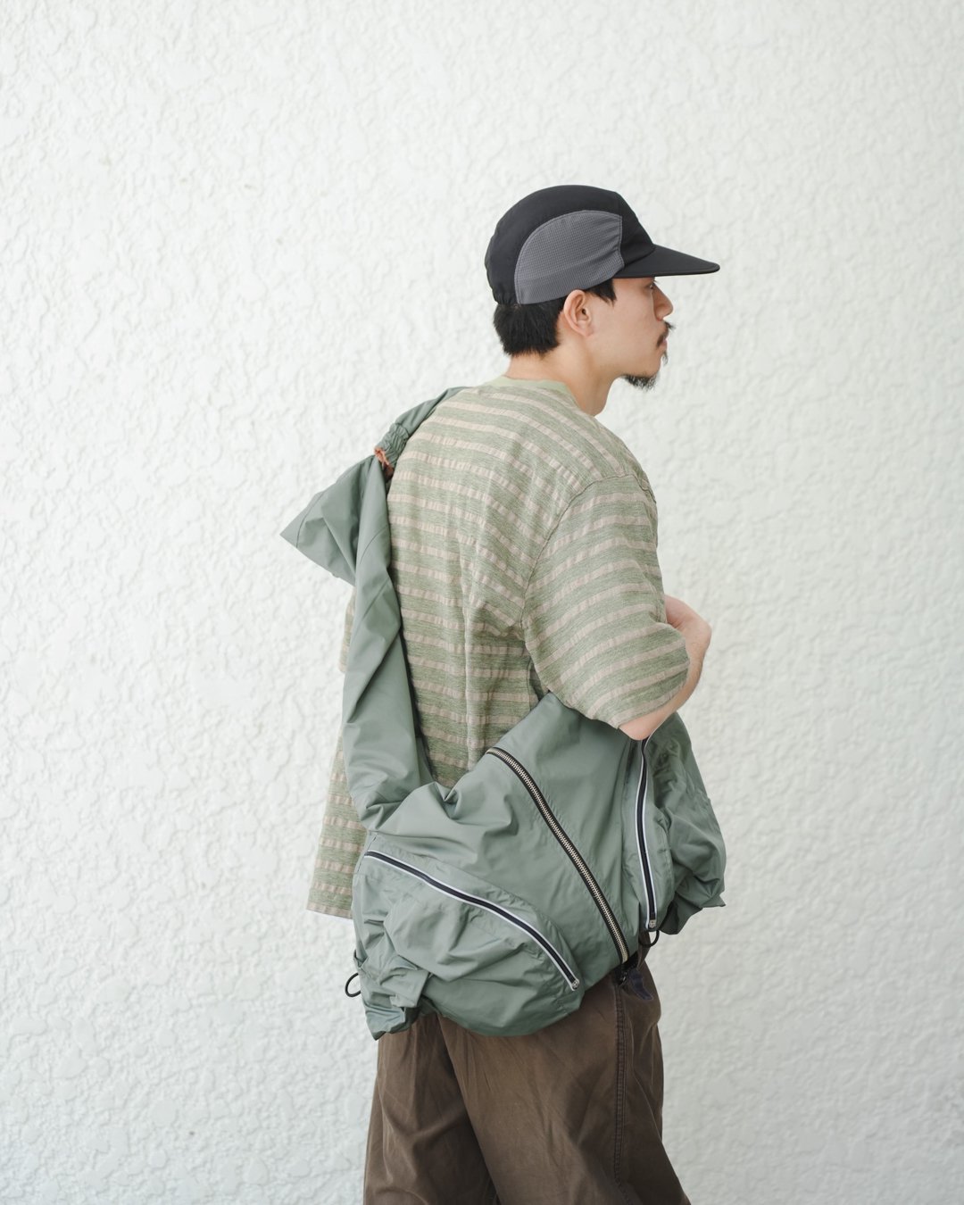 NOROLL [ノーロール] | SWITCH PARKA - Pink × Olive, Blue × Black