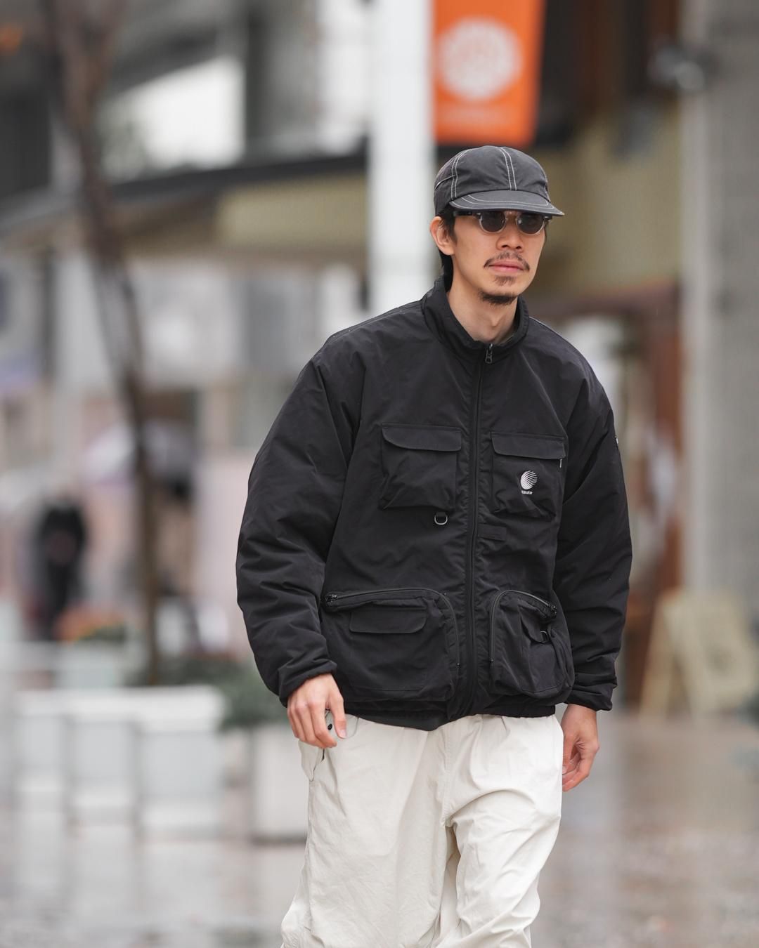 HELLRAZOR [ヘルレイザー] | REVERSIBLE ARMY CARGO PUFF JACKET - Black