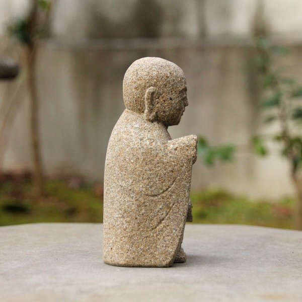 来待石製、小さなお地蔵さま（施無畏印・与願印）| Hand-carved Small Jizo with Fearlessness &  Wish-Granting Mudra