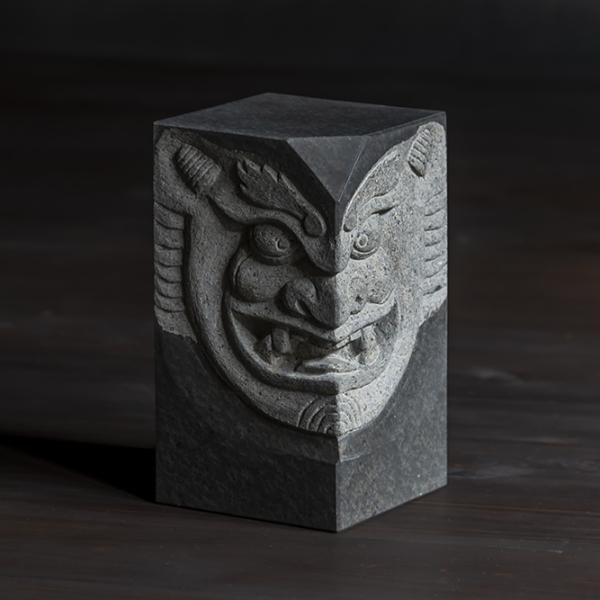 石の厄除・縁起物アイテム - Stone talismans and lucky charms