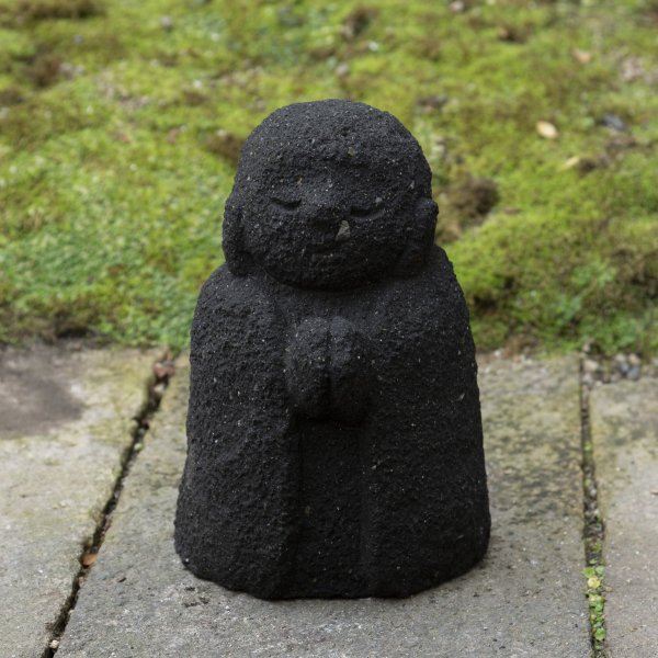 福岡県八女石製、黒いお地蔵様 | Black Jizo Statue Made of Yame Stone, Fukuoka, Japan