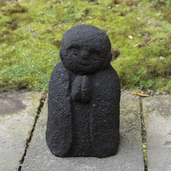 ʡȬι¢(G) | Black Jizo Made of Yame Stone