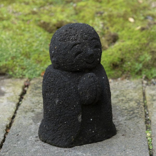 福岡県八女石製、黒いお地蔵様 | Black Jizo Statue Made of Yame Stone, Fukuoka, Japan