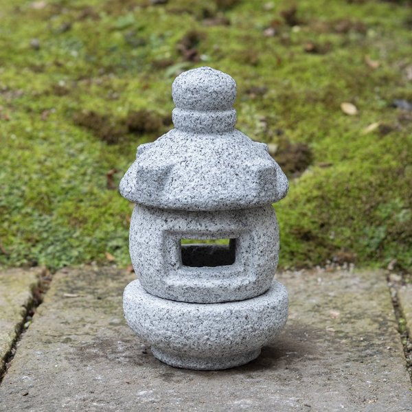 真壁石製のミニ灯篭（岬型）｜Misaki style lantern of Makabe Stone