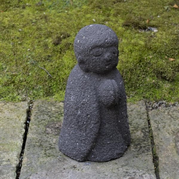 石仏、お地蔵さん Amazon.co.jp: 地蔵菩薩 1尺 御影石 石仏 地蔵 癒しのお地蔵