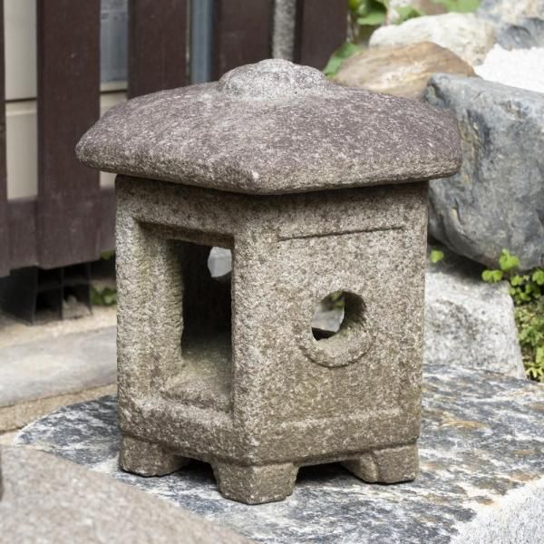 真壁石製、正伝院形置灯篭 | Shoden-in Style Lantern