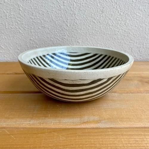 江戸後期　上手　九谷焼　松山窯大鉢　幅約32㎝トトヒ　本さ7-0210 江戸後期 上手 九谷焼 松山窯大鉢 幅約32㎝トトヒ 本さ7-0210