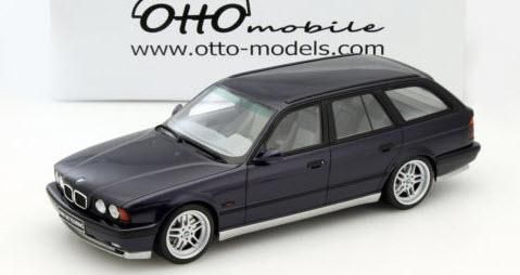 BMW純正　1/18 5シリーズ　ツーリング　E61 ブラック BMW純正 1/18 5シリーズ ツーリング E61 ブラック