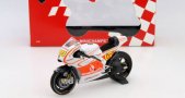 ミニチャンプス（Minichamps）専門店 ドゥカティ（DUCATI）