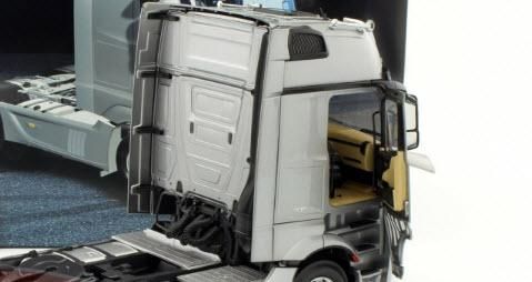 HO 1:87 IMC Models 33-0165 Mercedes Actros w/Vacupress Max