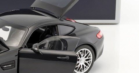 ノレブ 183497 1/18 メルセデス AMG GT S 2018 メタリックブラック - ミニチャンプス専門店　【Minichamps  World】