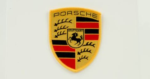 ポルシェPorsche銀無垢（シルバー）ミニカー本革ストラップロゴ付き