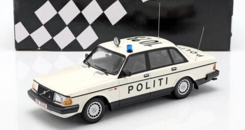 ミニチャンプス 155171495 1/18 ボルボ 240 GL 1986 デンマーク警察 