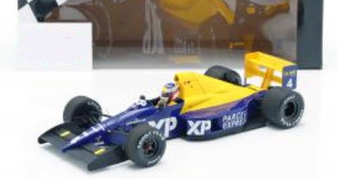 MINICHAMPS Tyrrell FORD 1:18 スケールモデル-