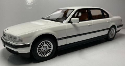 アジア限定 1/18 otto BMW 750il E38 ホワイト BMW Yahoo!フリマ（旧）-