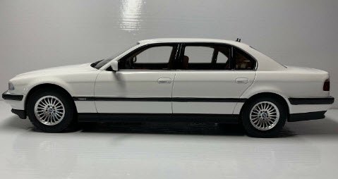 OTTO オットー OTM836 1/18 BMW 750 il E38 ホワイト Asia Exclusive