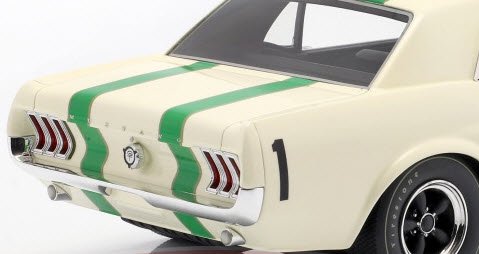 GMP RAR18006 1/18 フォード マスタング #1 ATCC チャンピオン 1967 Ian Geoghegan - ミニチャンプス専門店　 【Minichamps World】
