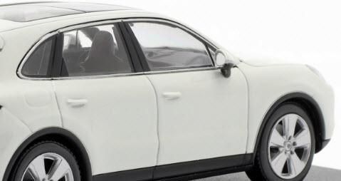 楽天市場】PORSCHE特注 1/43 ポルシェ カイエン ターボS e