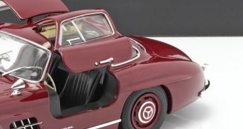 ミニチャンプス 110037218 1/18 メルセデス ベンツ 300 SL (W198