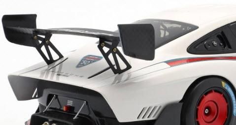 【MINICHAMPS】限定1500台 Porsche 935 #69 MINICHAMPS】限定1500台 Porsche 935 #69 - メルカリ