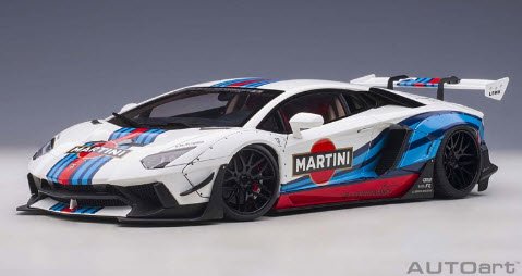 AUTOart 1/18 ランボルギーニ アヴェンタドール マルティニカラー