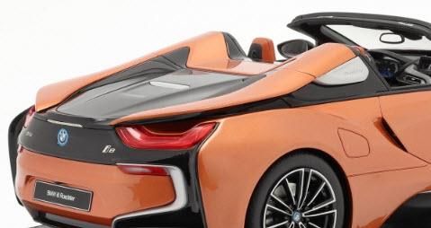 BMW 80432454830 1/12 BMW i8 Roadster E-copper ケース付
