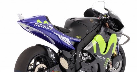 ミニチャンプス 122183946 1/12 ヤマハ YZR-M1 `MOVISTAR YAMAHA