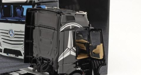 NZG LM10240051 1/18 メルセデス ベンツ Actros Gigaspace 4x2