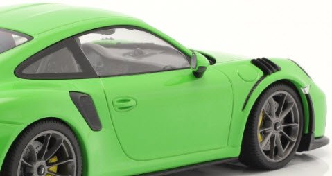 ミニチャンプス 153068235 1/18 ポルシェ 911 (991 II) GT3 RS 2019 lizard グリーン / シルバー  ホイール Porsche 特注品 - ミニチャンプス専門店 【Minichamps World】