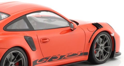 ミニチャンプス 155068225 1/18 ポルシェ 911 GT3RS (991.2) 2019 ラヴァオレンジ/プラチナホイール -  ミニチャンプス専門店　【Minichamps World】