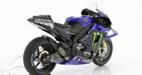 限定版 YZR-M1 ミニチャンプス 2020 V.ロッシ車 #46 セパンテスト 