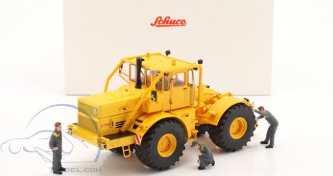 シュコー Schuco 450784600 1/32 Kirovets K-700 A tractor with figures イエロー -  ミニチャンプス専門店　【Minichamps World】