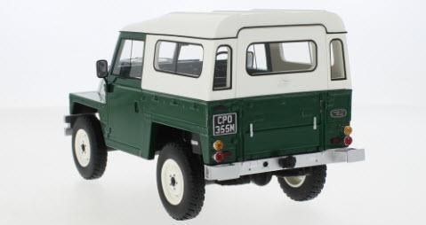 BoS Models BOS355 1/18 Land Rover Lightweight series III Hard Top RHD 1973 ダークグリーン / ベージュ - ミニチャンプス専門店 【Minichamps World】 BoS Models BOS355 1/18 Land Rover Lightweight series III Hard Top RHD 1973 ダークグリーン / ベージュ - ミニチャンプス専門店 【Minichamps World】
