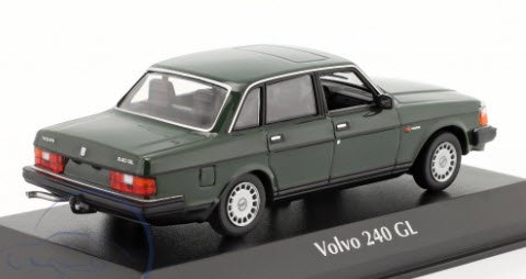ミニチャンプス MAXICHAMPS 940171404 1/43 ボルボ Volvo 240 GL 1986 ダークグリーン -  ミニチャンプス専門店　【Minichamps World】