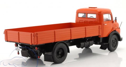 シュコー Schuco 450044700 1/18 メルセデス ベンツ L911 Kurzhauber flatbed truck オレンジ -  ミニチャンプス専門店　【Minichamps World】