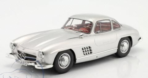 高価値セリー メルセデス・ベンツ キーホルダー300SL（1954） 匿名配送 