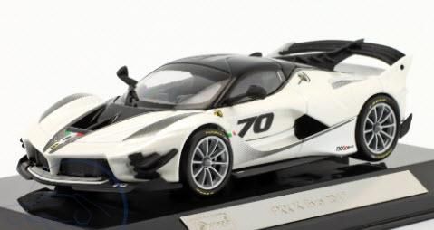 ブラーゴ Bburago 36311 1/43 フェラーリ FXX-K Evo #70 2017