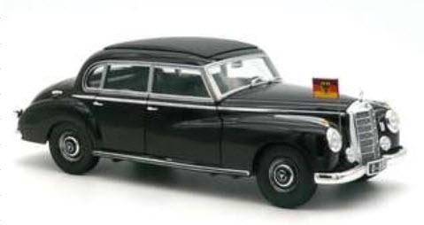 ミニカー　1/18 MB 300 1955 ドイツ連邦首相コンラート・アデナウアー [183707] ノレブ NOREV 183707 1/18 MB 300 1955 ドイツ連邦首相